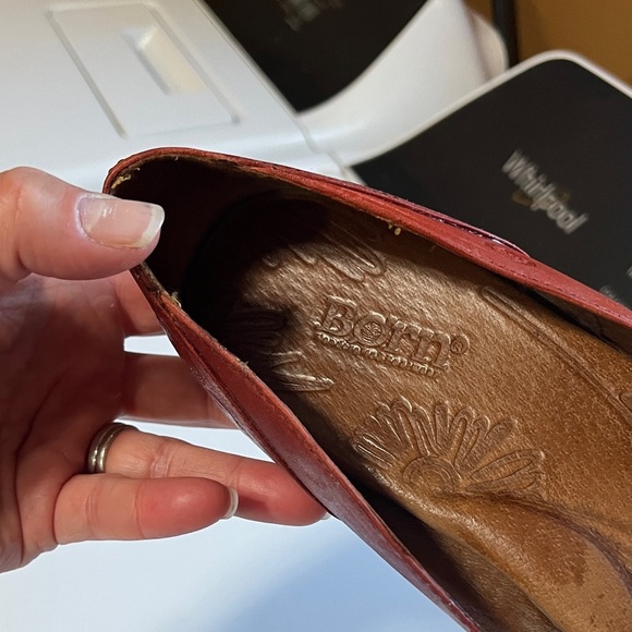 Born Women's Red Leather Loafers - Picture 11 of 12